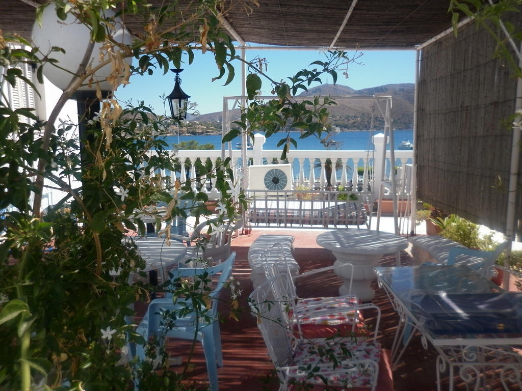 Miramare Hotel Lakkíon 외부 사진